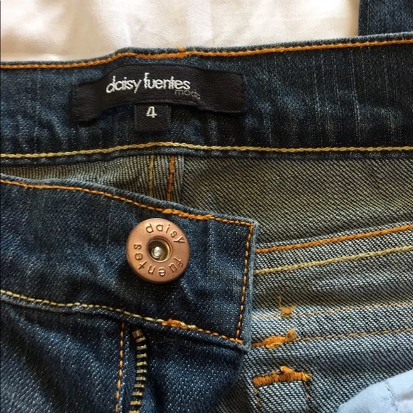 Daisy Fuentes Moda Low Rise Boot Cut Jeans - Picture 4 of 8